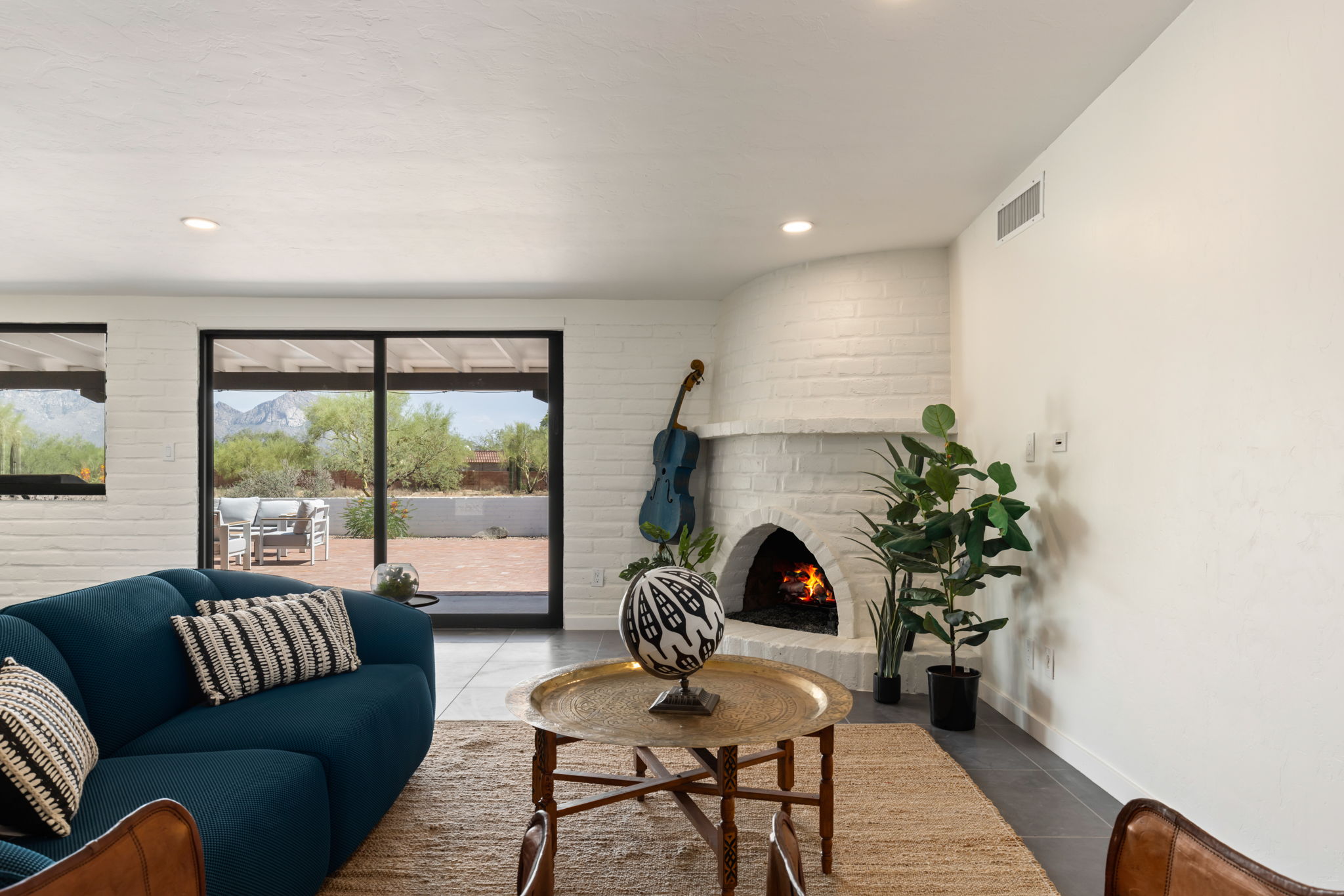 Gas, Beehive Fireplace in Family Room