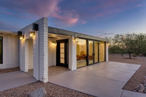 Arched Entry with Custom Lighting