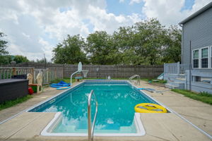  Photo 40