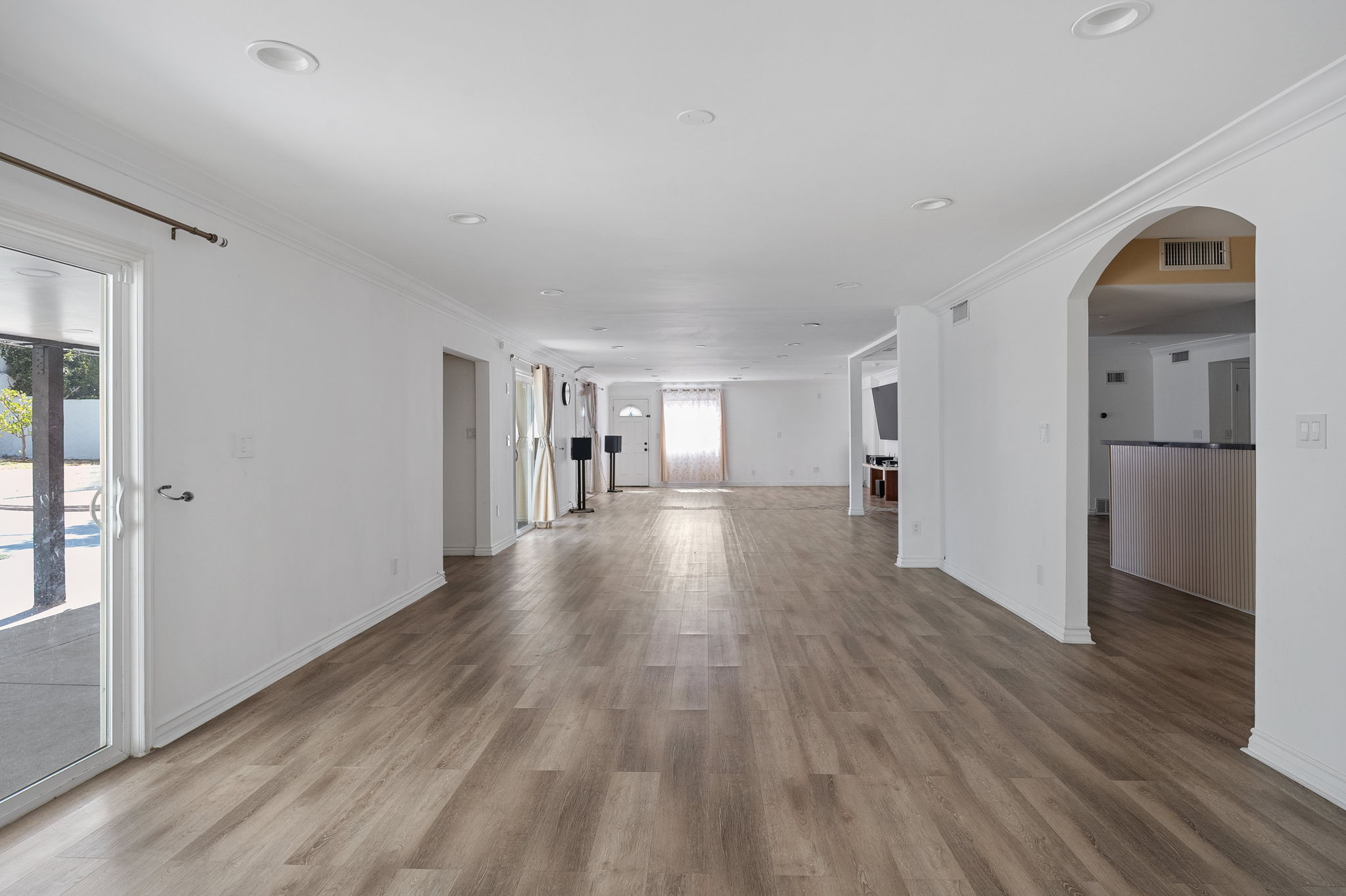 17211 Orozco Street-10