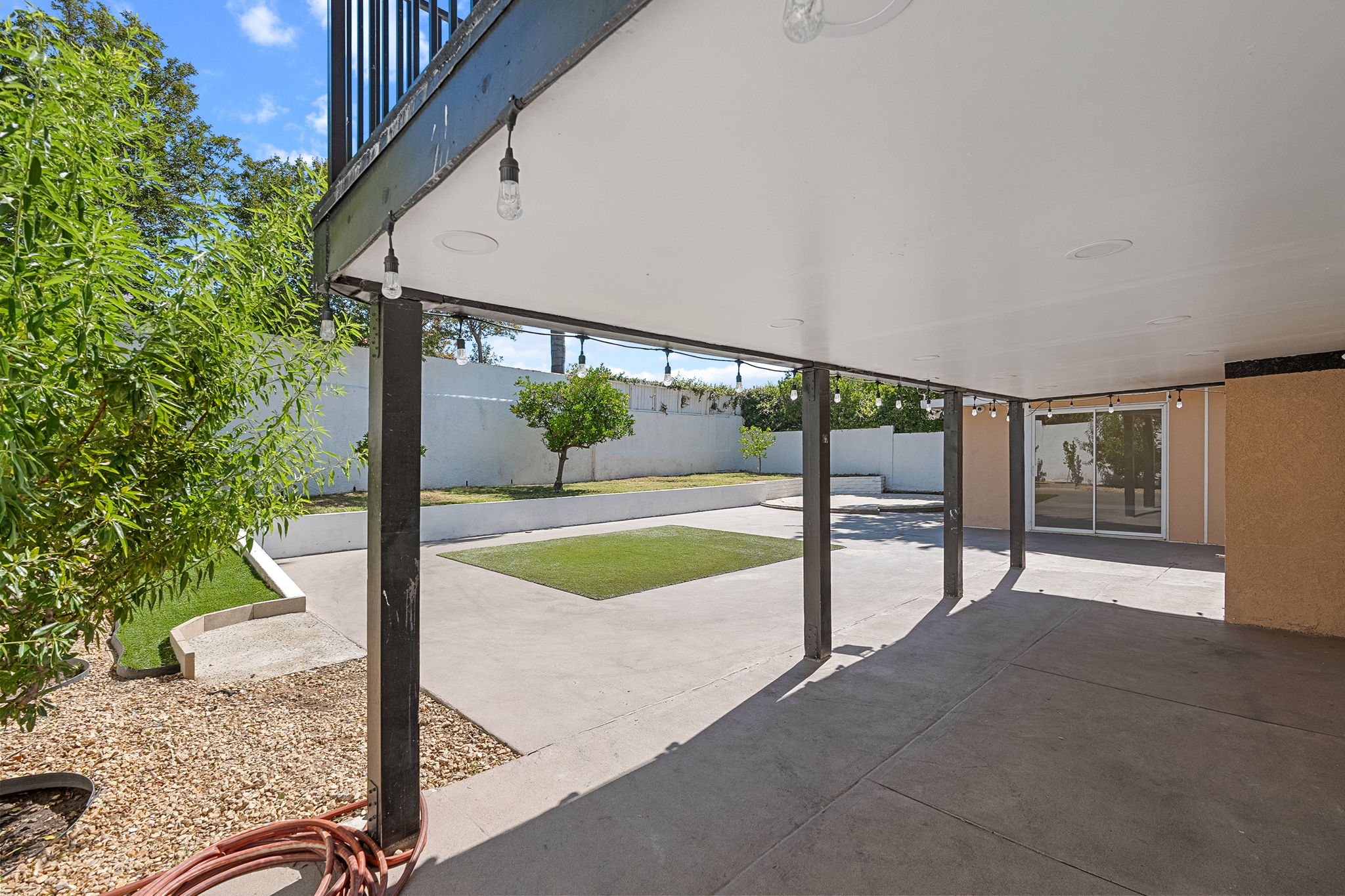 17211 Orozco Street-23