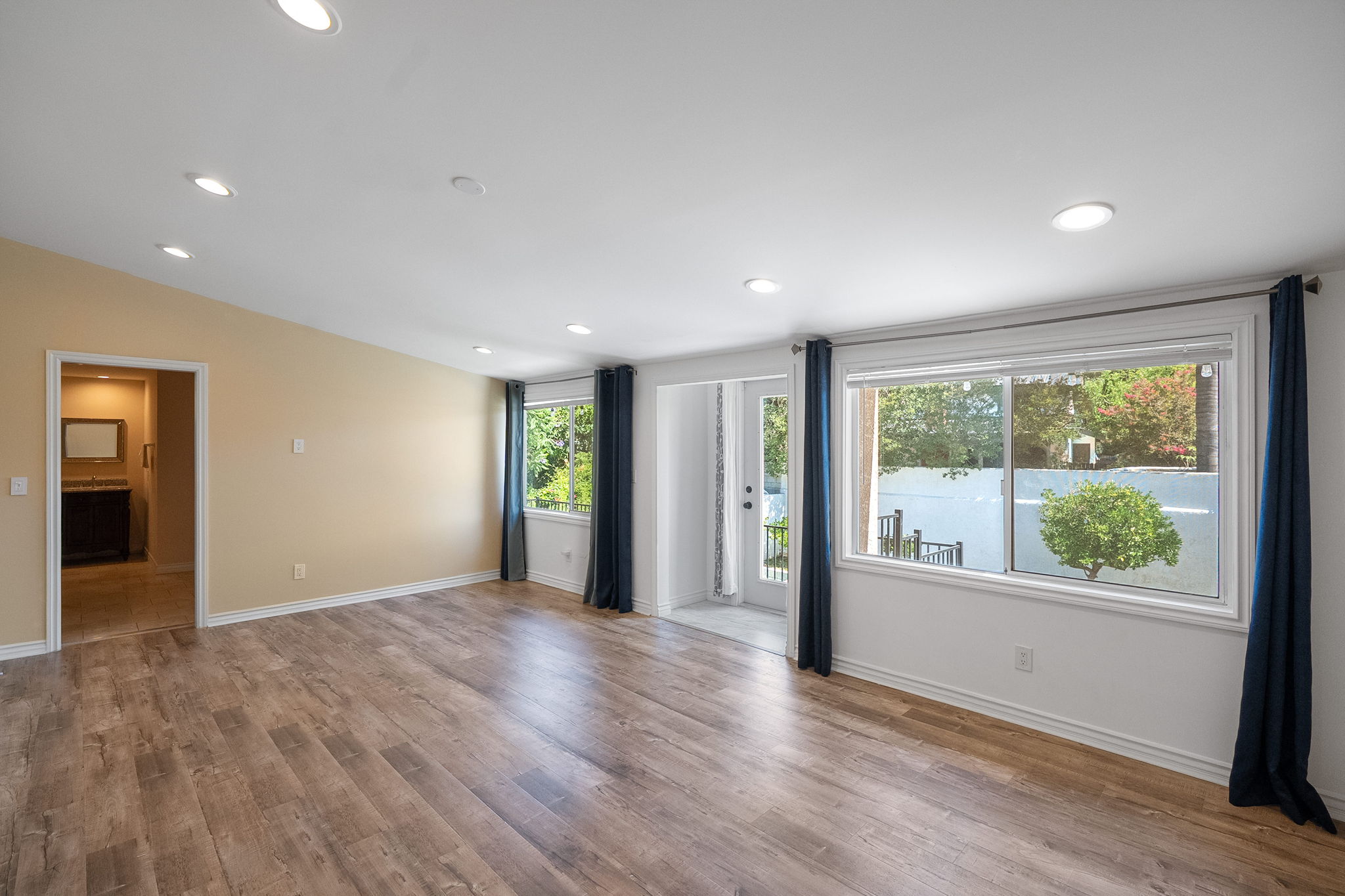 17211 Orozco Street-50