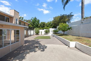 17211 Orozco Street-30