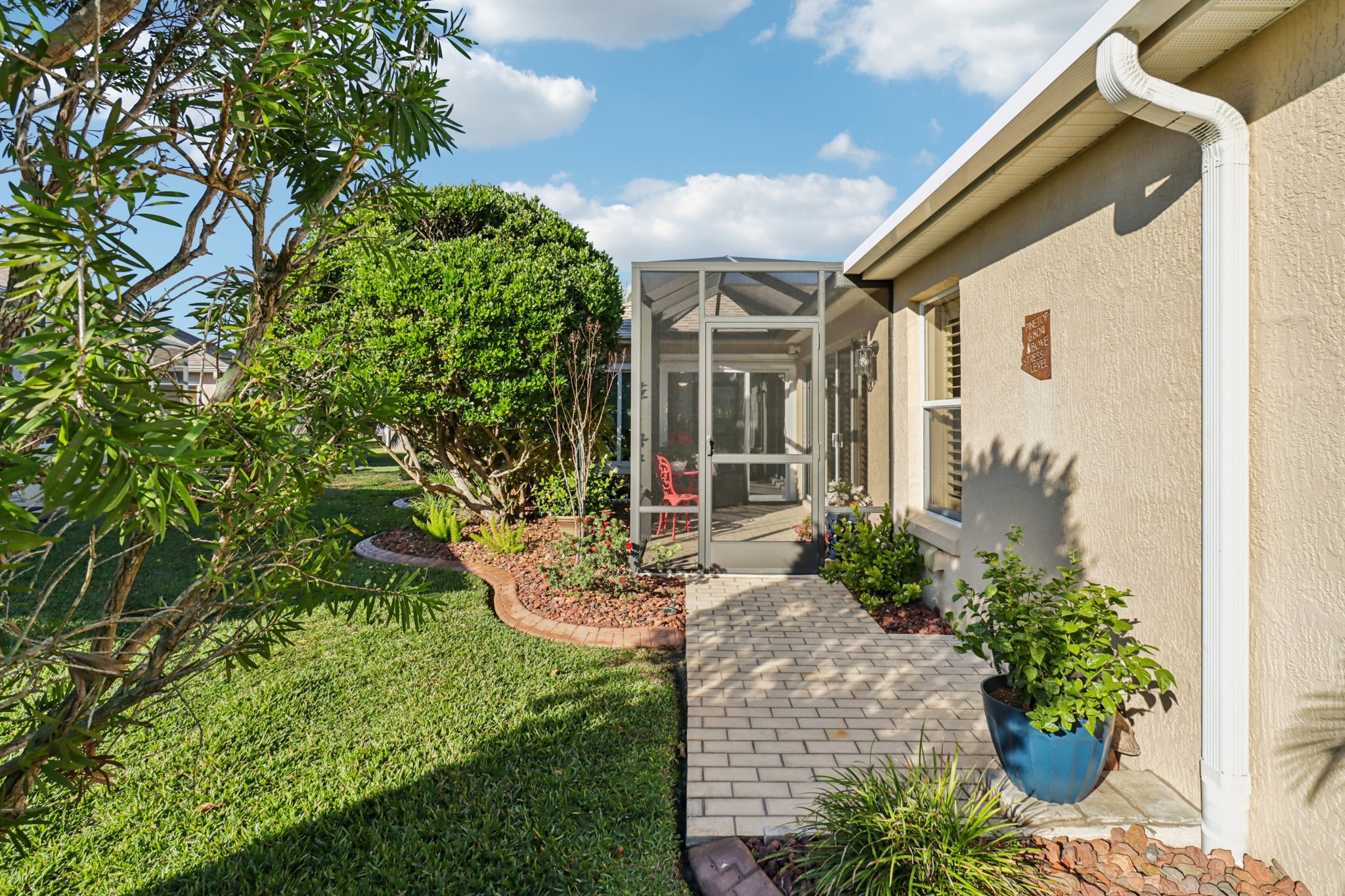 SE 85th Willowick Cir-S2712-043.jpg