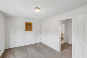 SE Fisher Dr-S1207-035.jpg