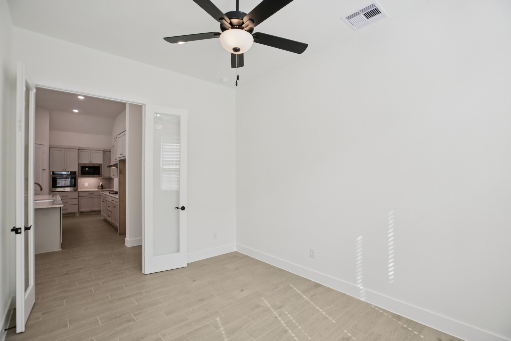 Gleeful St-S0703-020.jpg