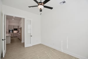 Gleeful St-S0703-020.jpg