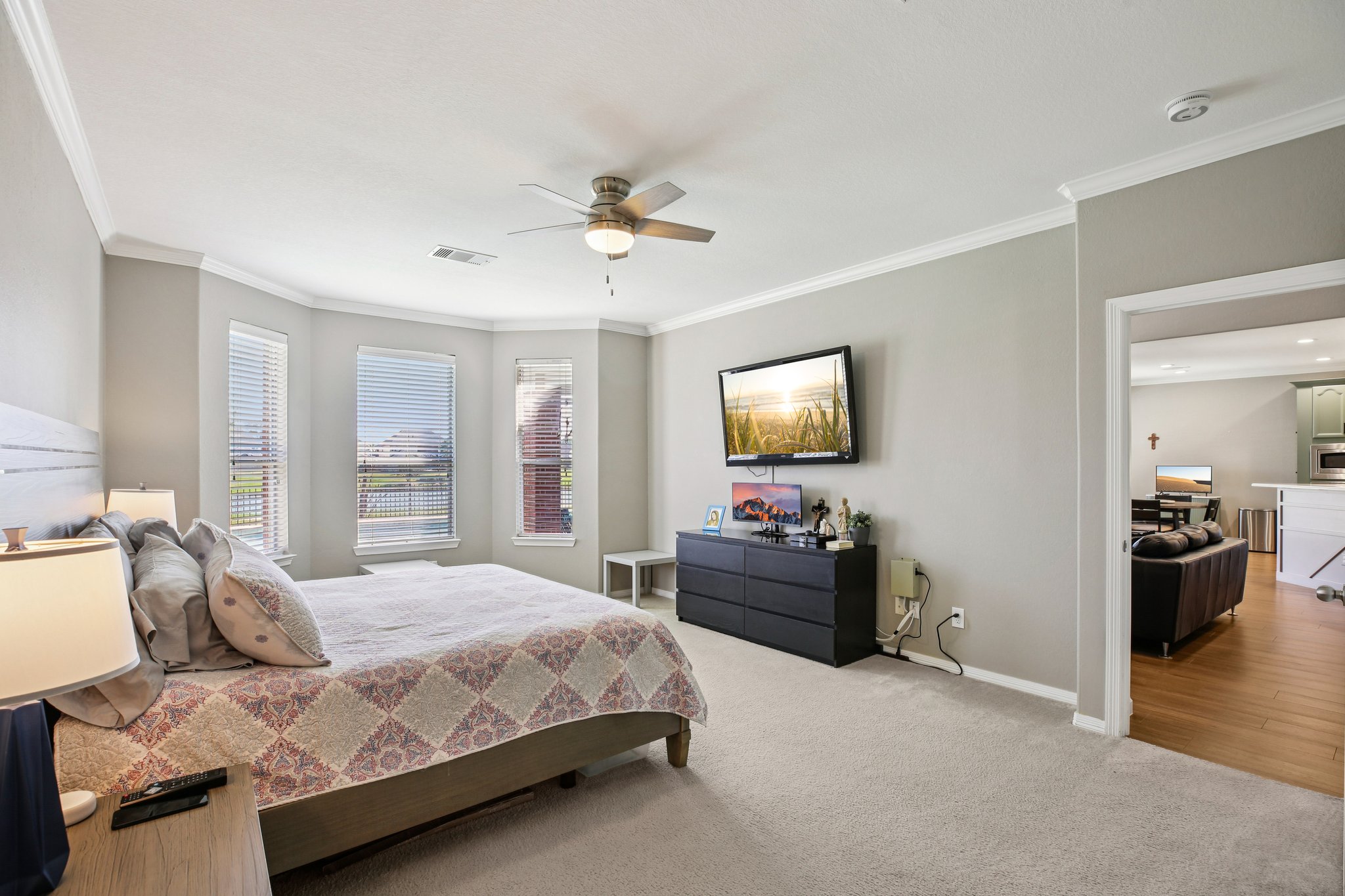 Elverson Oaks Dr-S2402-020.jpg