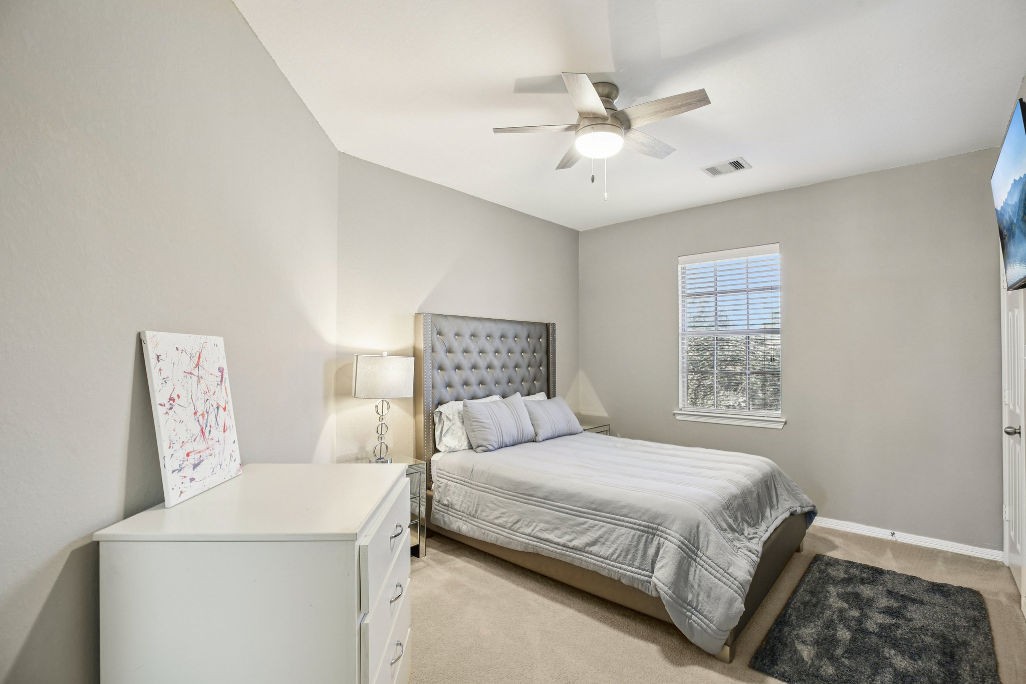 Elverson Oaks Dr-S2402-030.jpg