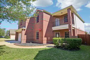 Elverson Oaks Dr-S2402-003.jpg