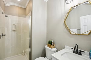 Elverson Oaks Dr-S2402-017.jpg