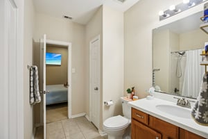 Elverson Oaks Dr-S2402-036.jpg