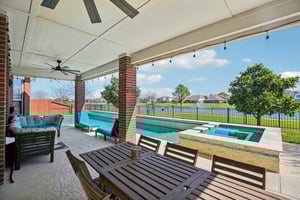 Elverson Oaks Dr-S2402-040.jpg