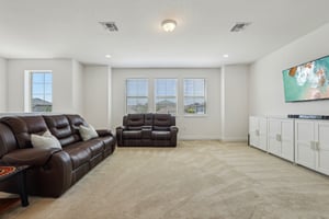Hickory Wind Dr-0105-016.jpg