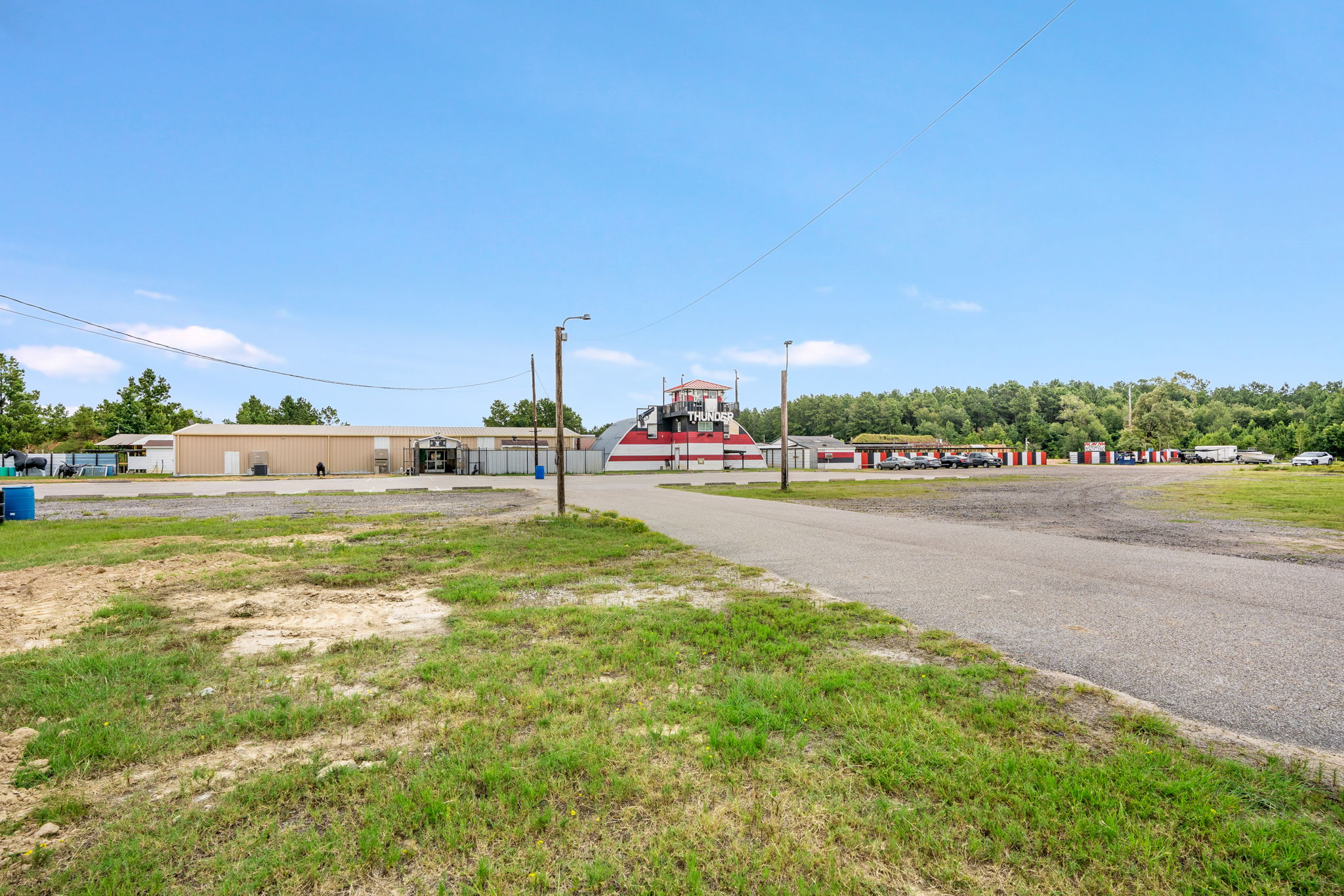  Photo 41
