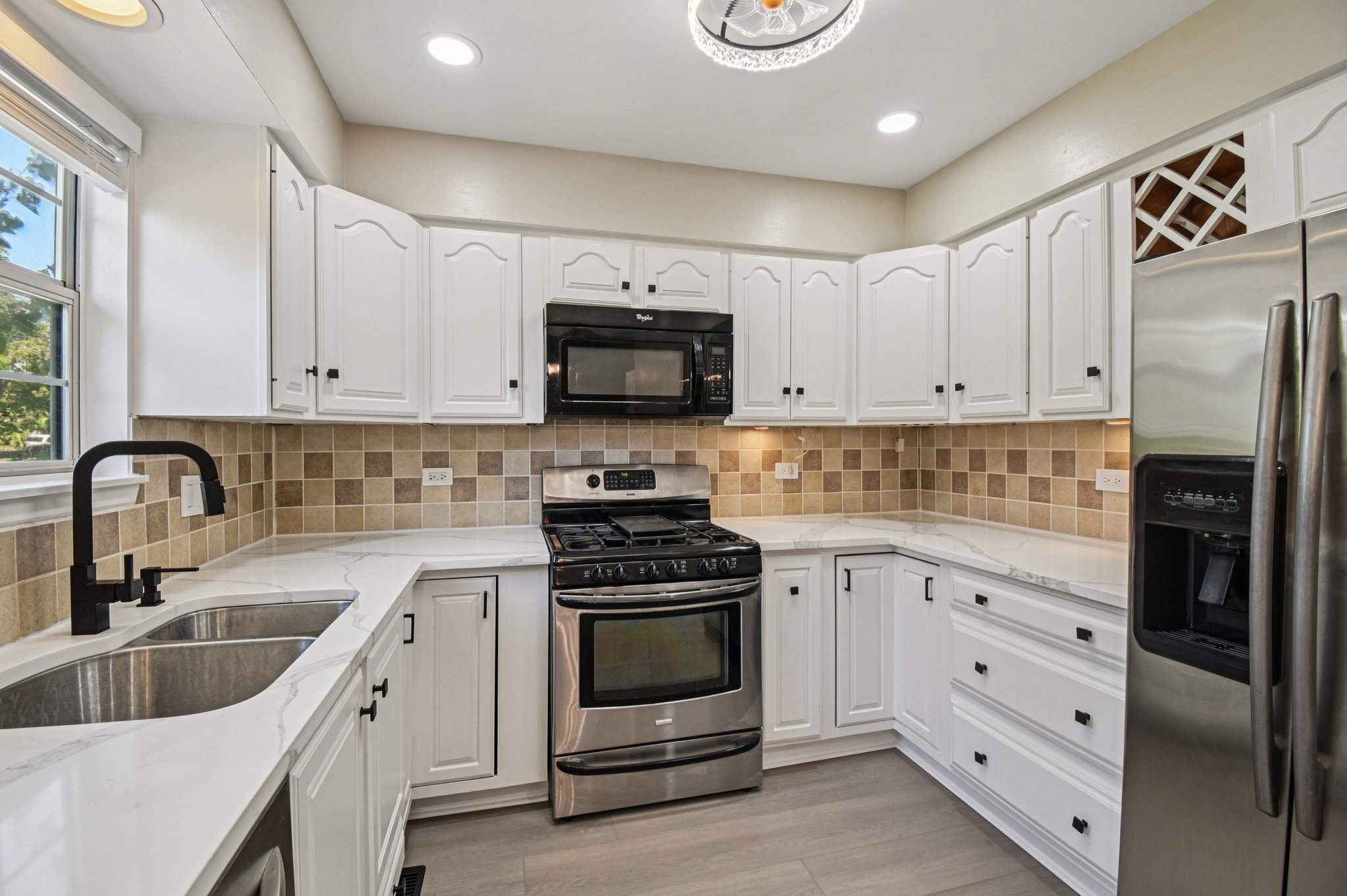 1724 Becker Ct-S2110-014.jpg