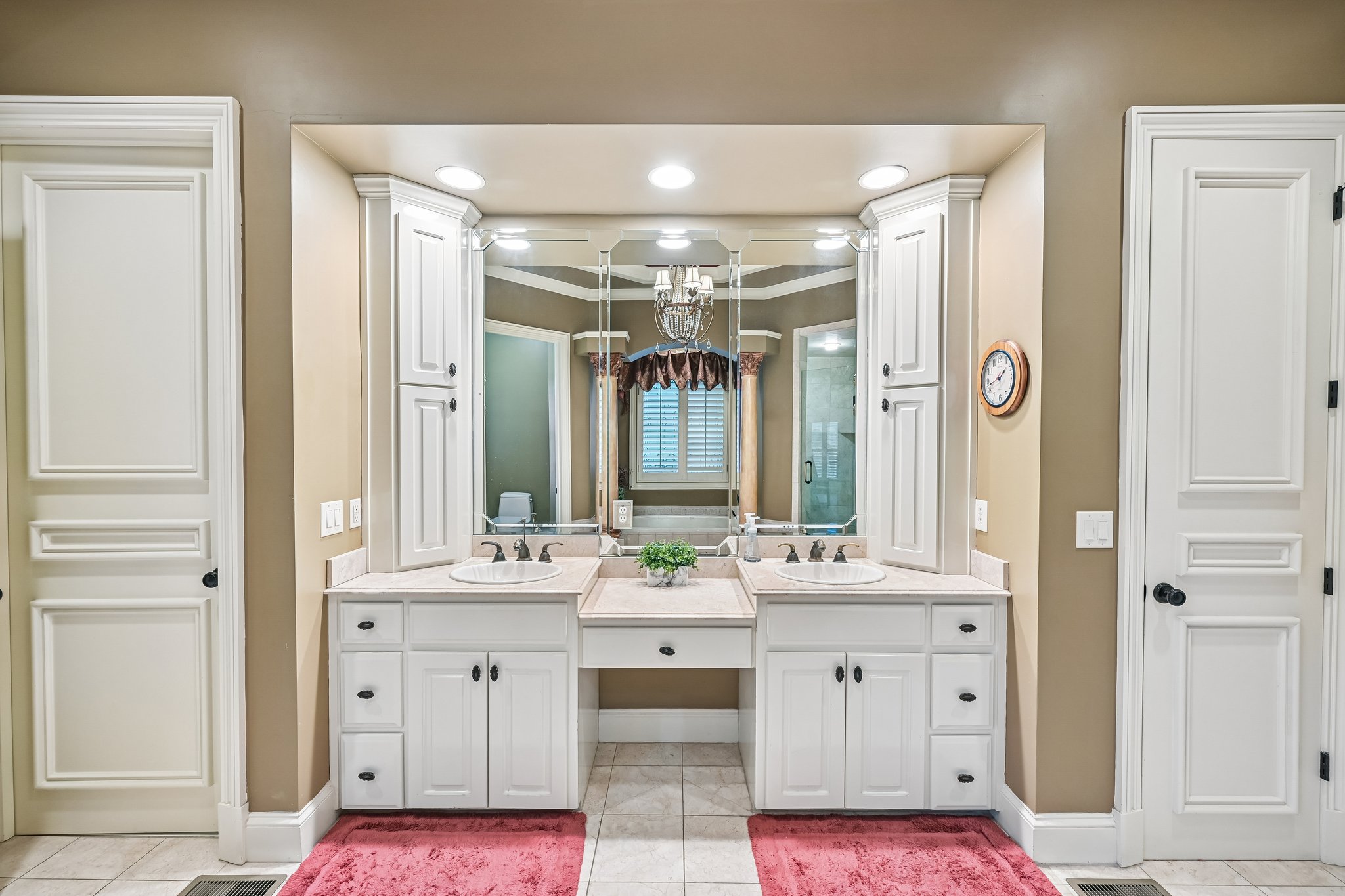 Lake Hardwood Dr-S2507-035.jpg