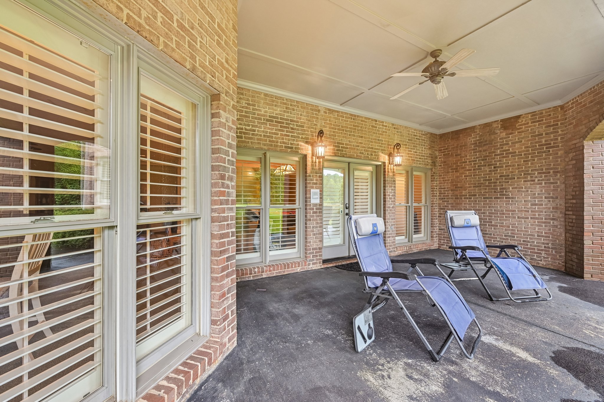 Lake Hardwood Dr-S2507-089.jpg