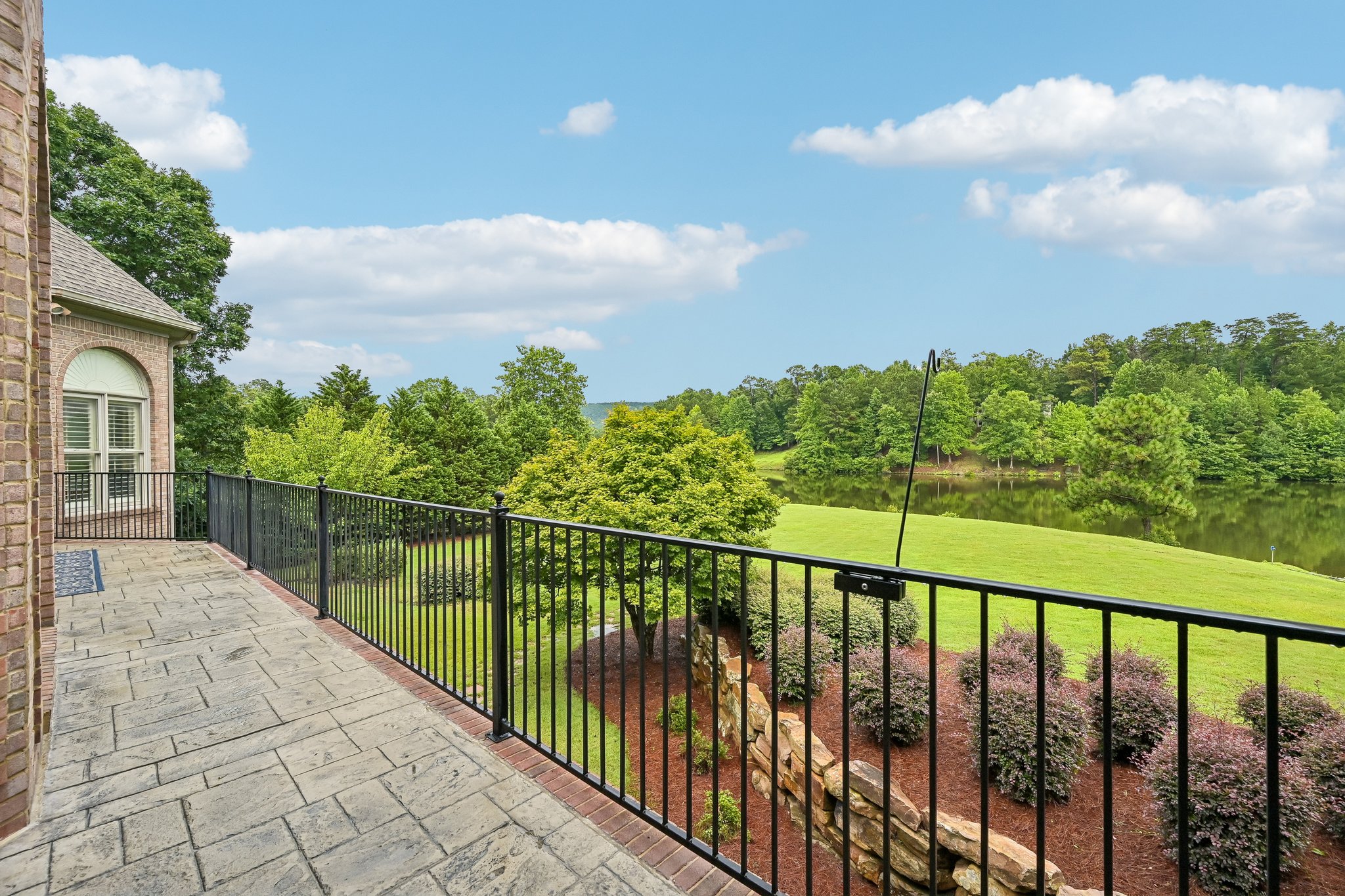 Lake Hardwood Dr-S2507-096.jpg