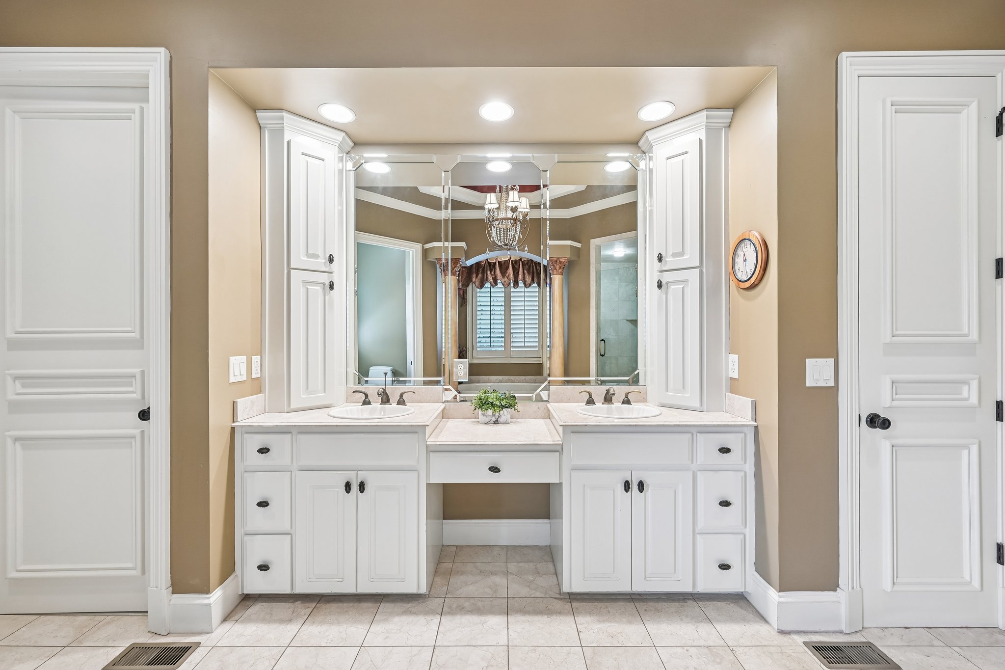 Lake Hardwood Dr-S2807-015.jpg