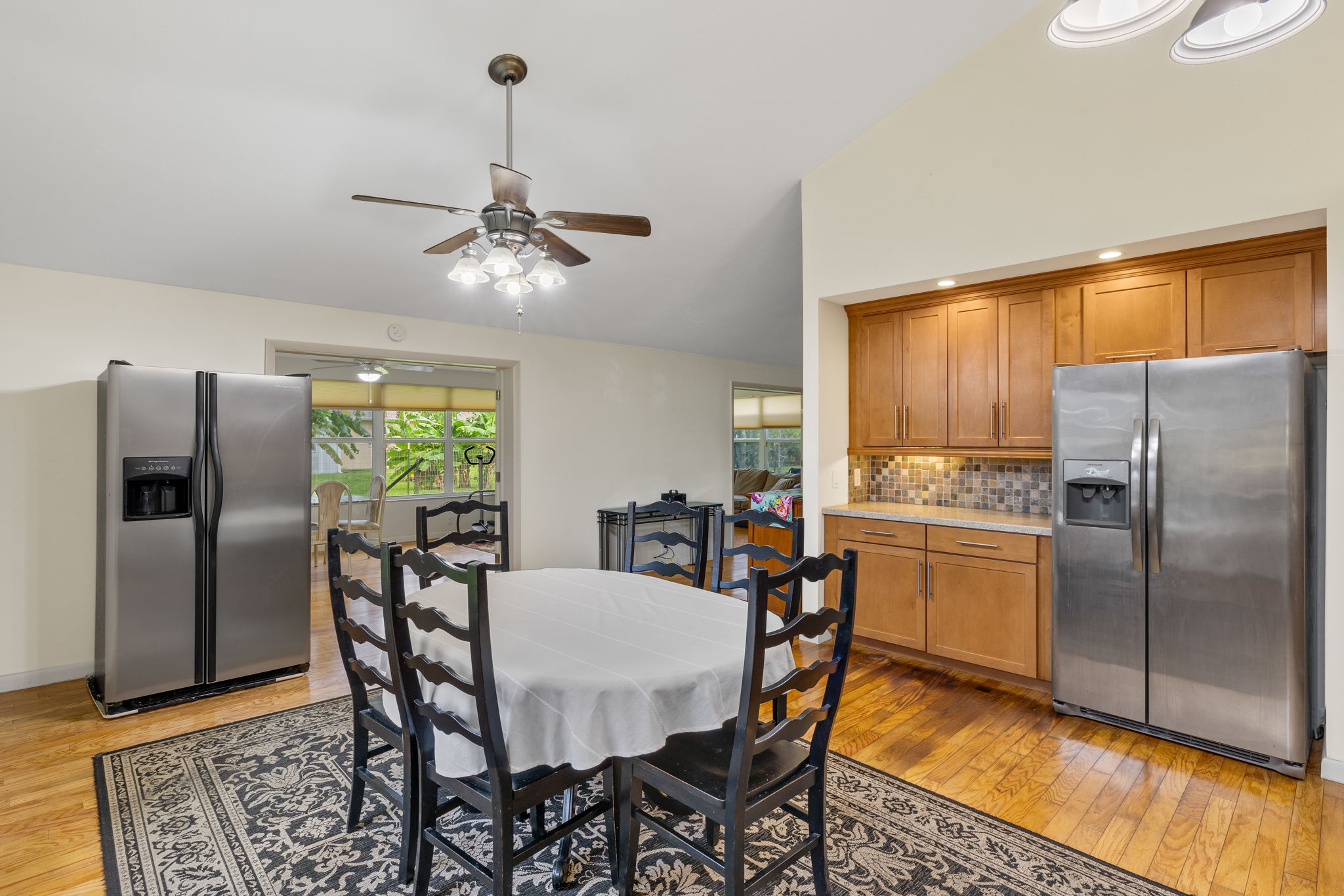 Dining Room 3 of 3