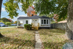  Photo 0