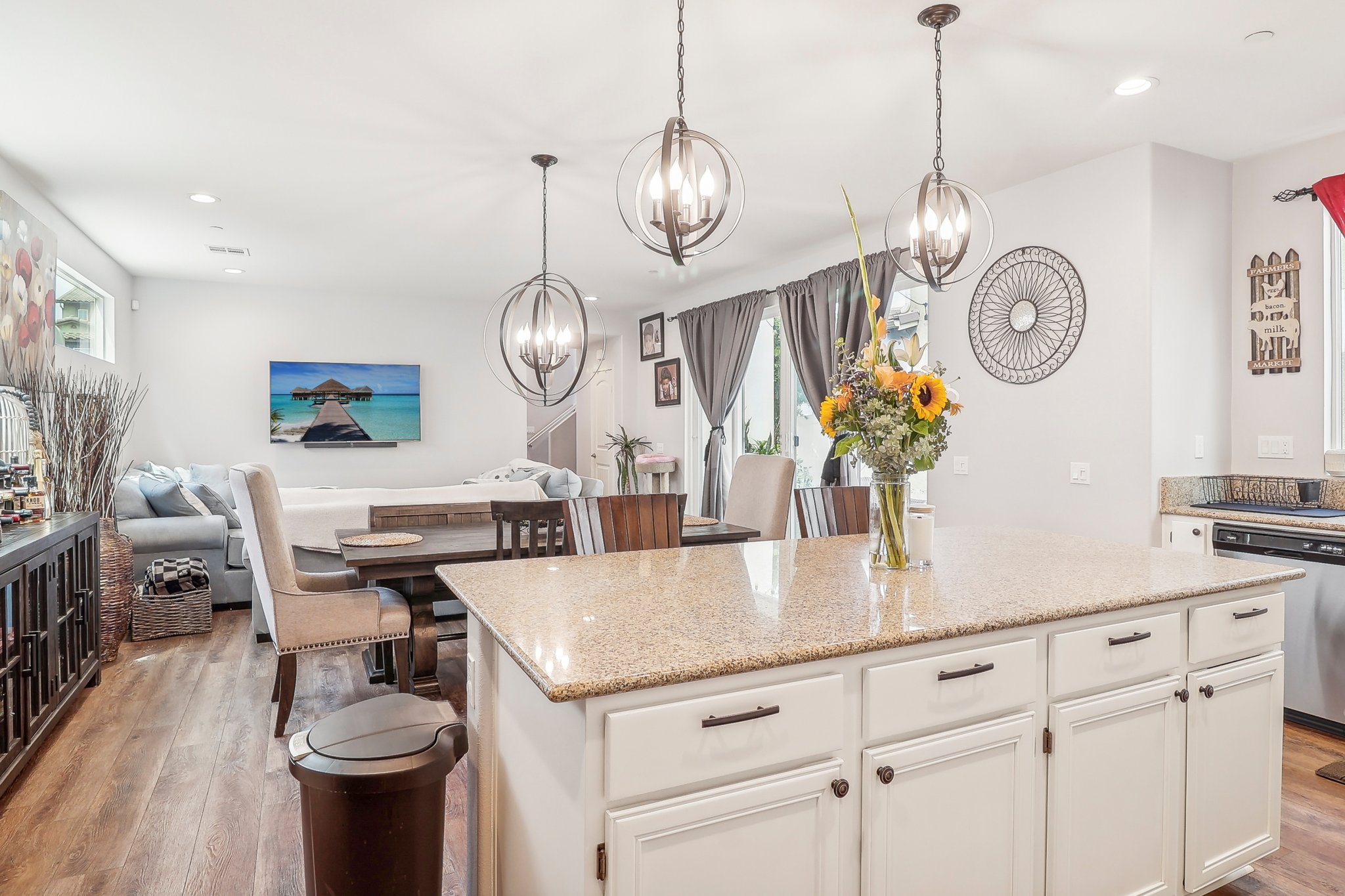 Tuckers Grove Ave-013.jpg