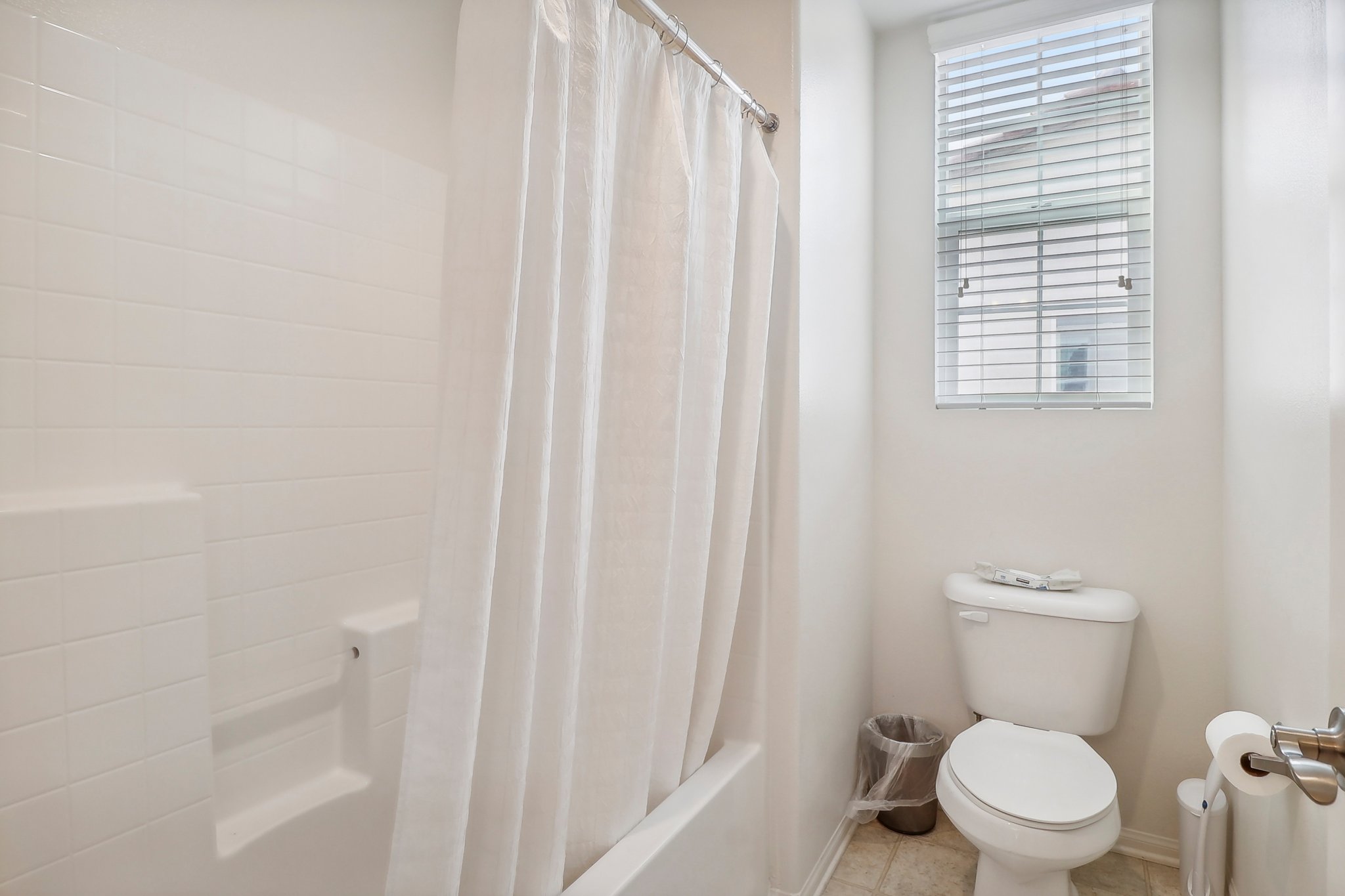 Tuckers Grove Ave-023.jpg