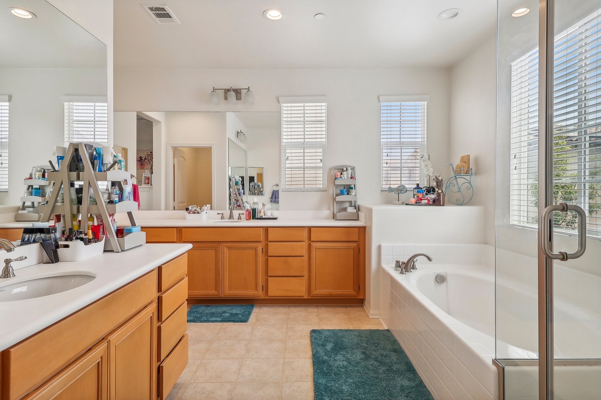 Tuckers Grove Ave-032.jpg