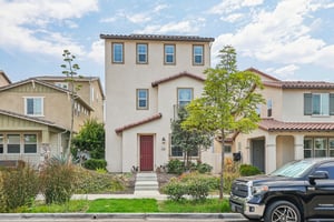 Tuckers Grove Ave-001.jpg