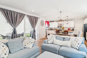 Tuckers Grove Ave-006.jpg