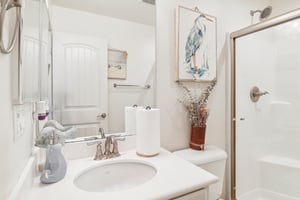 Tuckers Grove Ave-018.jpg