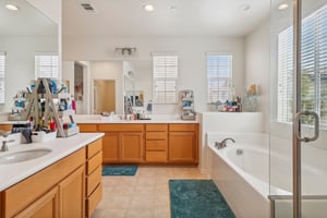 Tuckers Grove Ave-032.jpg