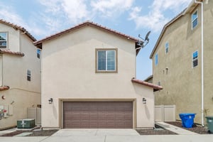 Tuckers Grove Ave-041.jpg