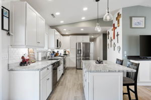 Kitchen (2)
