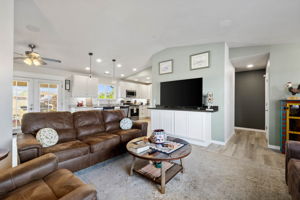 Living Room (2)
