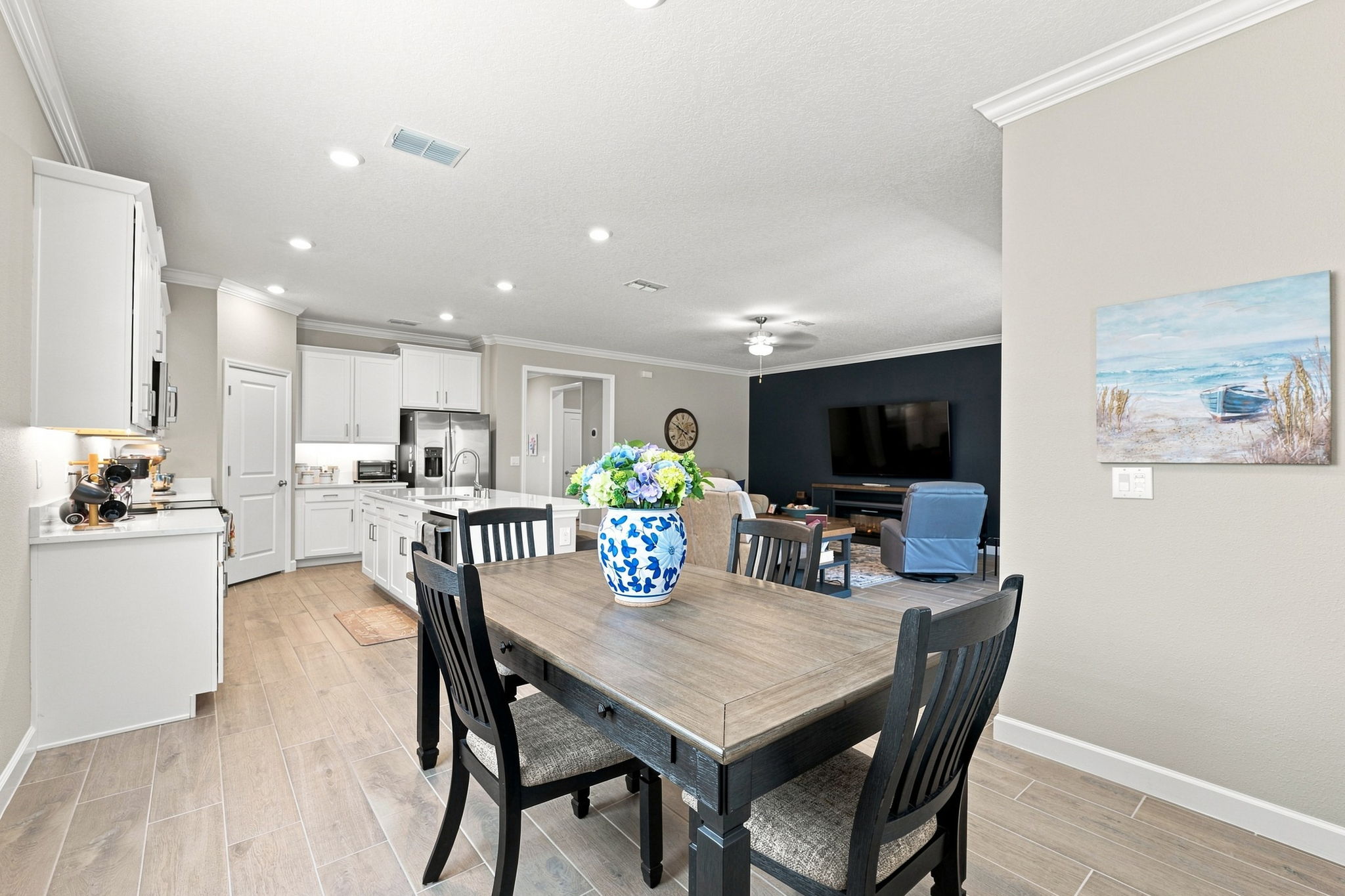 Dining Room3