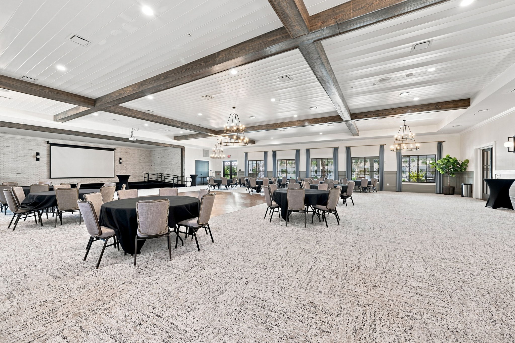 16-Clubhouse