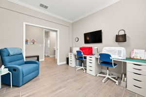 Office1b