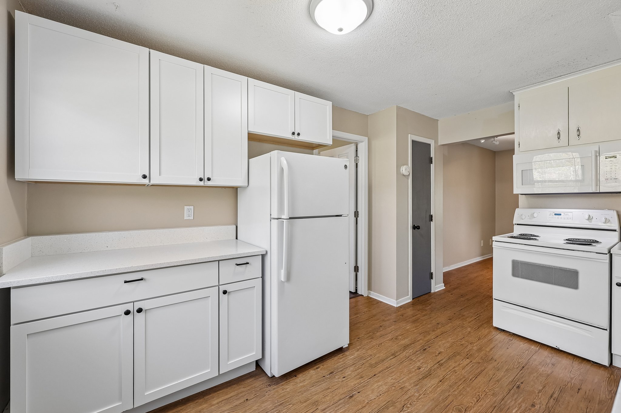 Kenyon St 2-S1005-012.jpg