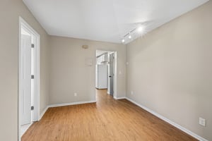 Kenyon St 2-S1005-010.jpg