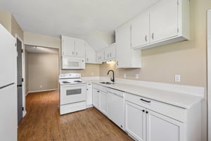 Kenyon St 2-S1005-013.jpg