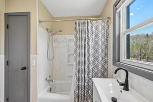 Kenyon St 2-S1005-016.jpg