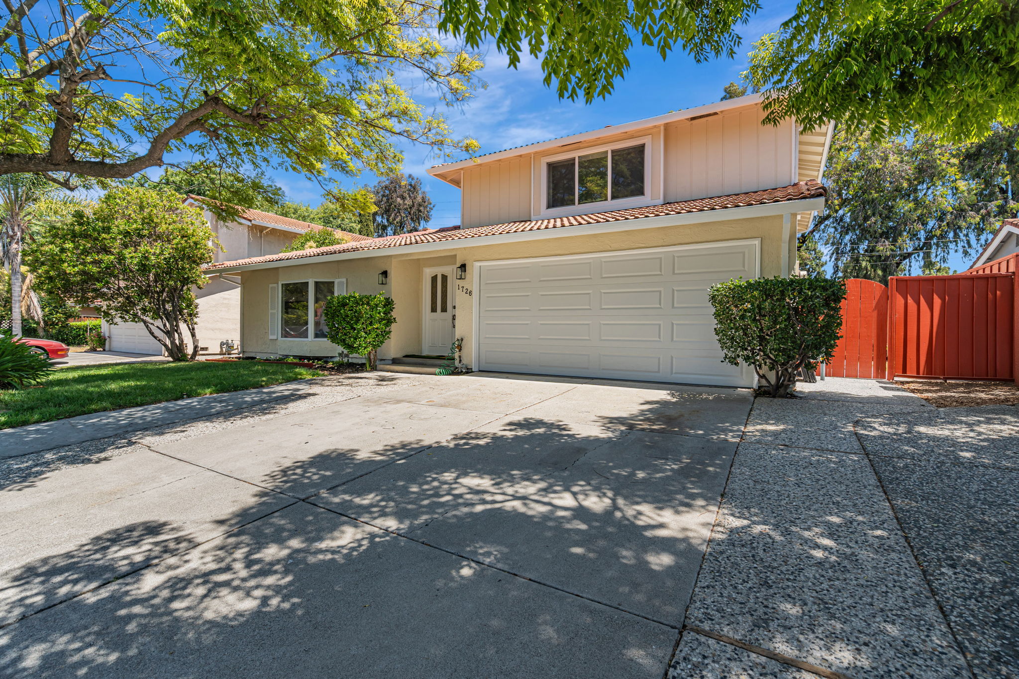 003_1726 Cheney Dr