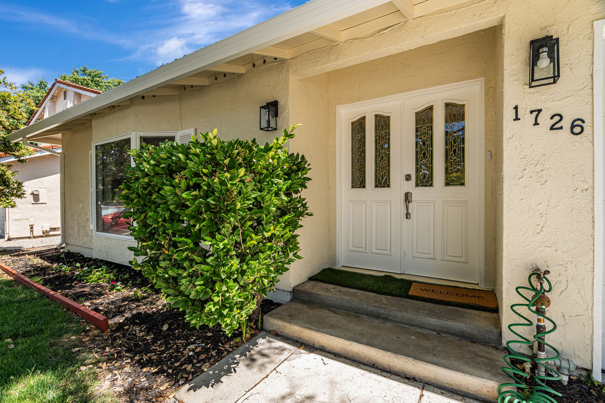 004_1726 Cheney Dr