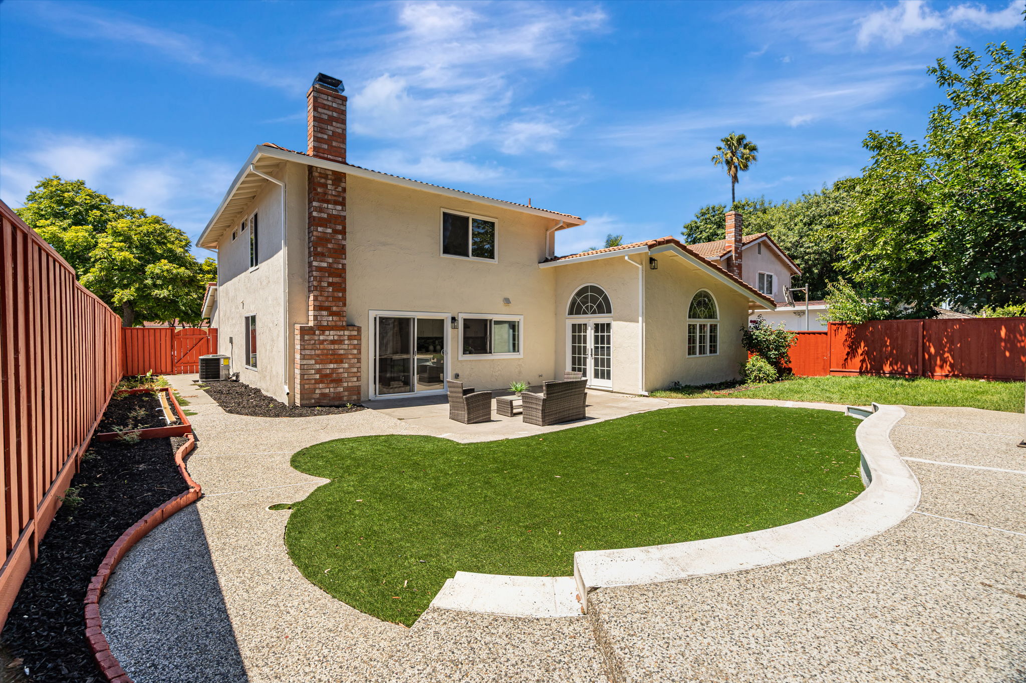 007_1726 Cheney Dr