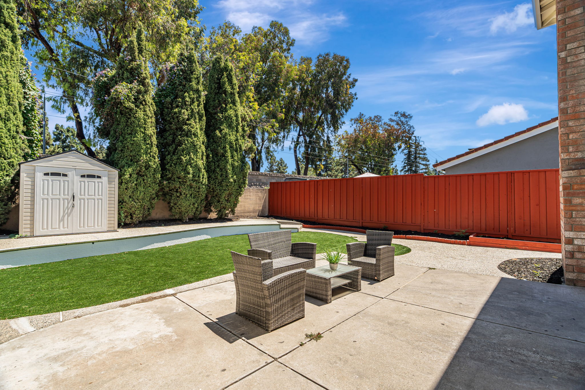 012_1726 Cheney Dr