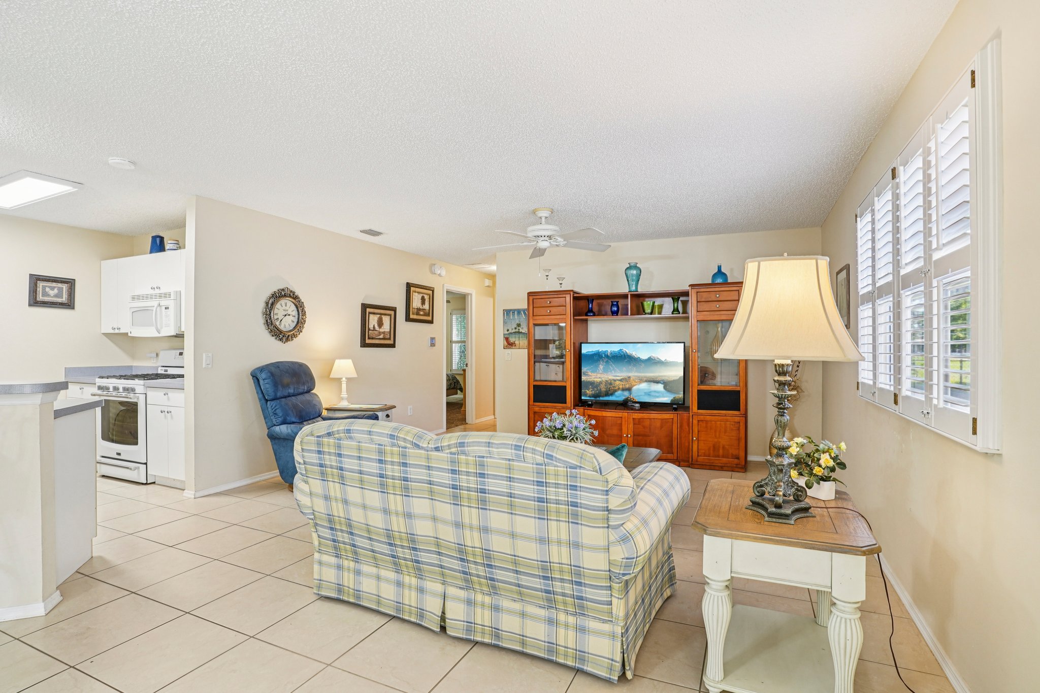 SE 93rd Demoss Ct-S1604-011.jpg