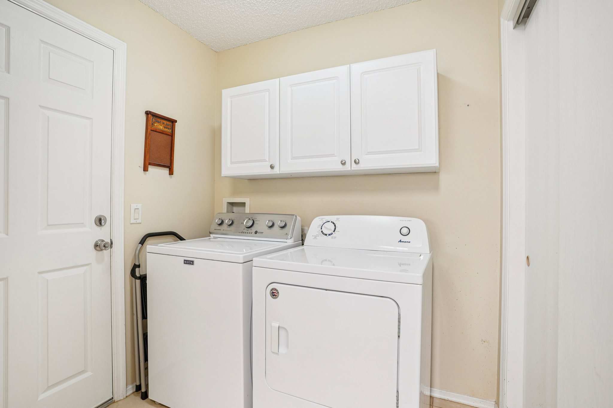 SE 93rd Demoss Ct-S1604-020.jpg