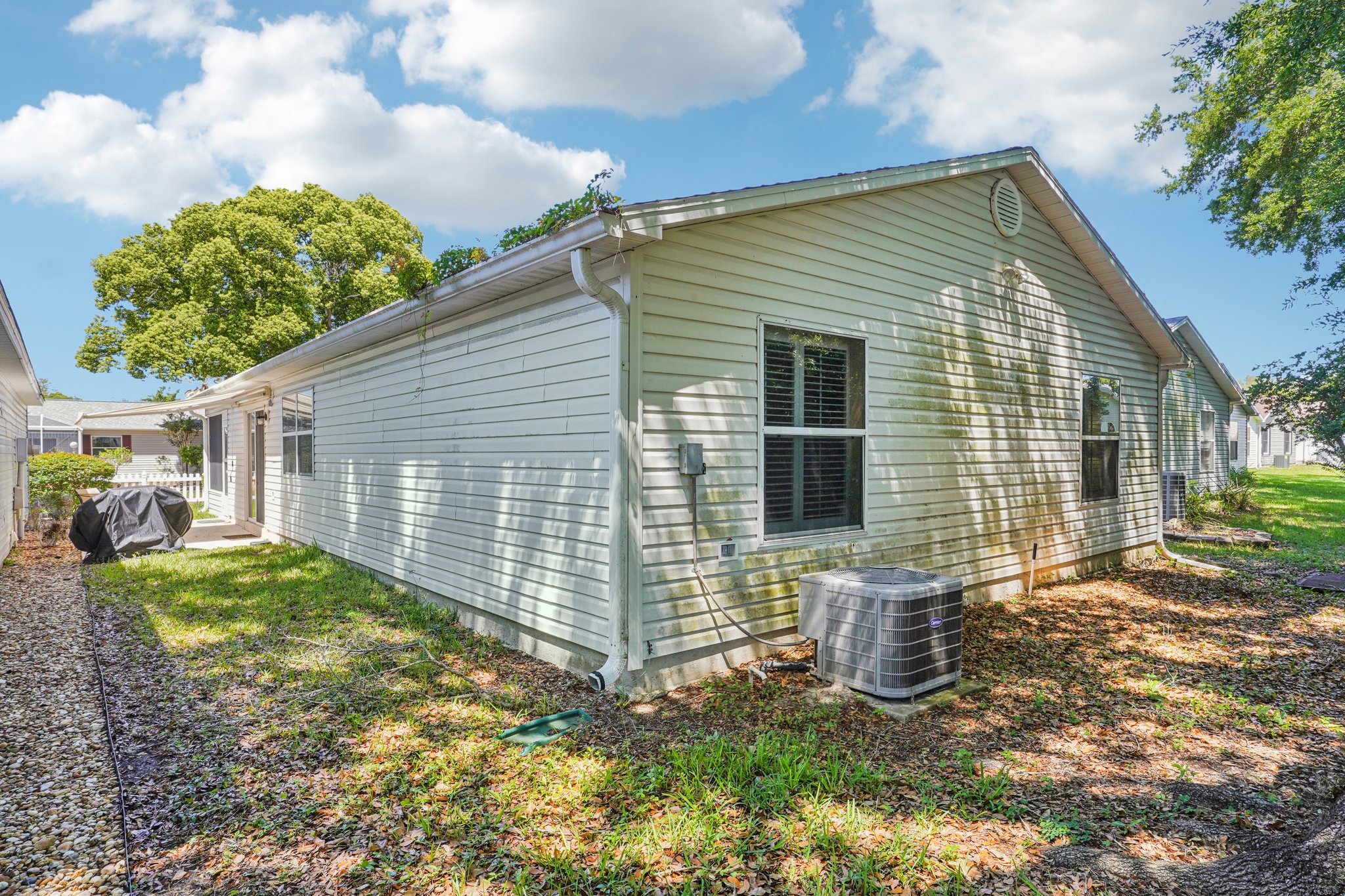 SE 93rd Demoss Ct-S1604-035.jpg